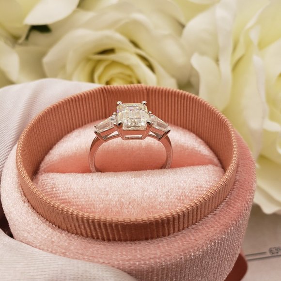 14K White Gold Trilogy 3 Carats Emerald & Tapered Moissanite Engagement Ring - Picture 6 of 13